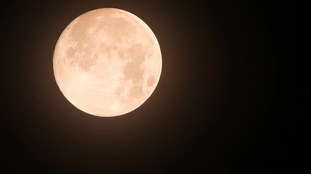 
Full Moon rise and set in Thailand
