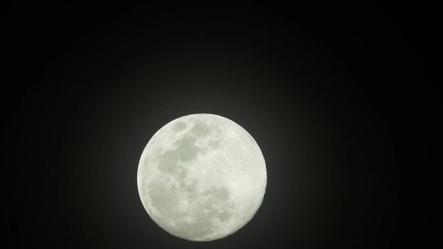 
Full Moon rise and set in Thailand

