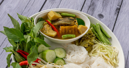 Thai Chinese Food. Khnom Jeen 