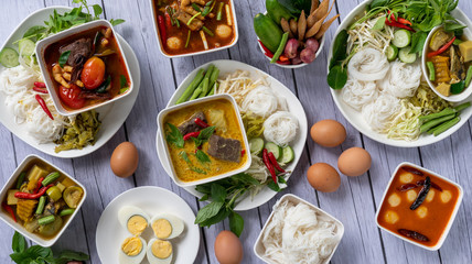 Thai Chinese Food. Khnom Jeen 
