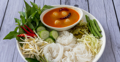 Thai Chinese Food. Khnom Jeen 