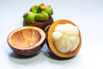 Mangosteen is a fruit of Thailand that is tasty and very nutritious and antioxidant.