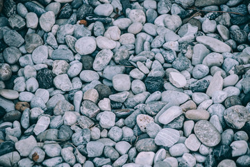 Round stones for building and decorating