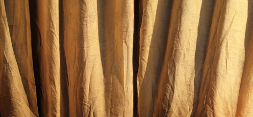 Curtain surface in the bedroom