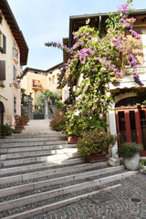 Treppengasse in Gardone sopra, Gardone Riviera, Gardasee, Lago del Garda, Provinz Brescia, Region Lombardei, Italien