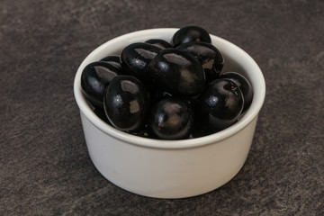 Black olives in the bowl
