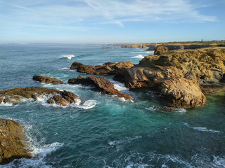 Fototapeta na wymiar cliffs in the ocean in the south of portugal