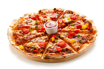 Pizza pepperoni with tomatoes, mushrooms and pepper
