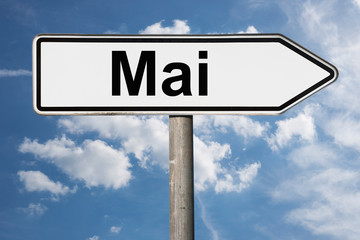 Wegweiser Mai