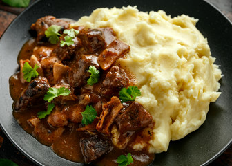 Fried Liver, bacon in onion gravy with mashed potato