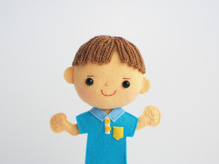 子供のフエルトドール