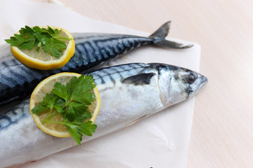 FRESH HORSE MACKEREL WITH PARSLEY AND LEMON