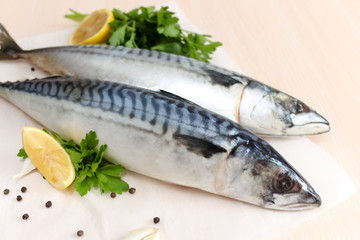 FRESH HORSE MACKEREL WITH PARSLEY AND LEMON