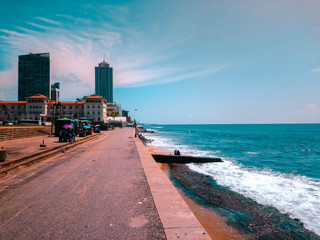 Fototapeta na wymiar view of the beach and city