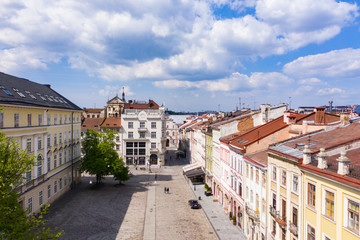 Obraz premium Empty Lviv streets during COVID-19 Quarantine. View on Lviv Market square from drone
