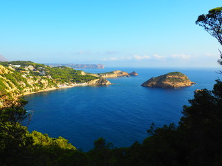 Isla en Jávea Alicante cerca del Cabo la Nao