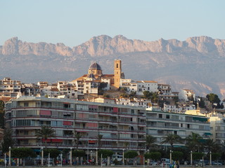 Panorámica de Altea y su iglesia con su cúpula emblemática