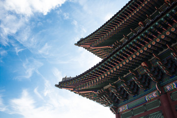 It is a historic building in Korea. It is the roof of the palace in Gyeongbokgung Palace.