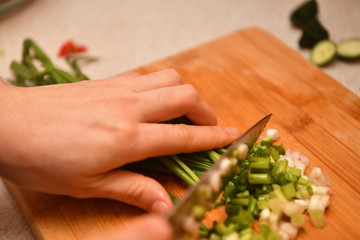 I cook salad, salad cutting, board knife, healthy