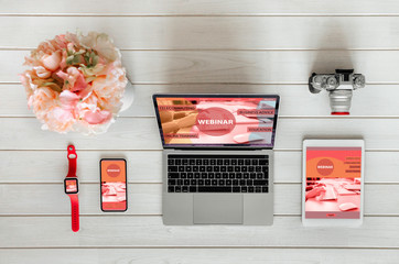 Technology devices with responsive web designs on the screens