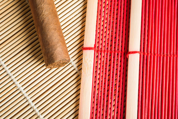 Great cigar on real bamboo mat.