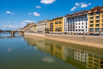 Naklejka premium Ponte di Santa Trinita or Holy Trinity Bridge over River Arno in Florence, Tuscany, Italy
