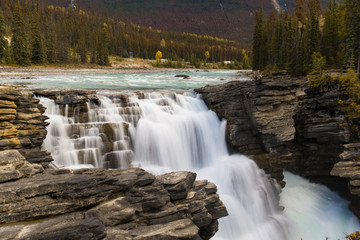 Fototapeta na wymiar Sunwapta Falls, Canada, Rocky Mountains