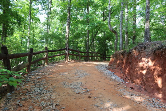 Trail at Providence Canyon State Park, Georgia (USA)