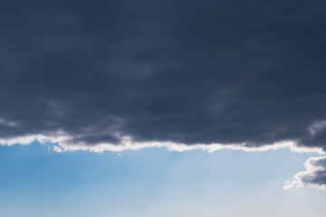 Obraz premium Cumulus clouds in a blue sky
