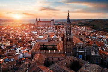 Aerial view of Toledo Cathedral sunset - obrazy, fototapety, plakaty