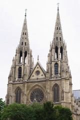 Fototapeta na wymiar church in paris