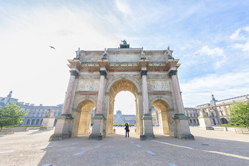 Fototapeta na wymiar Arc de triomphe du Carrousel