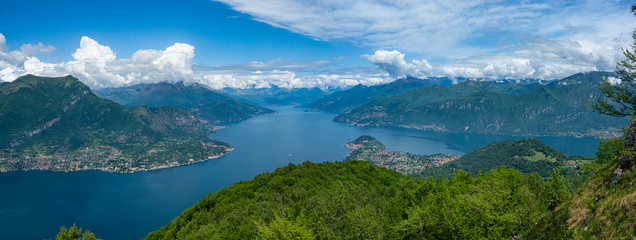 Fototapeta na wymiar Landscape of Lake Como from Nuvolone Mount