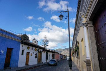 Fototapeta na wymiar street in Antigua Guatemala