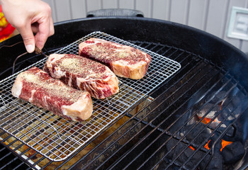 ステーキ2 自家製エイジドビーフ