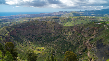 Fototapeta na wymiar Caldera de Bandama peak panorama