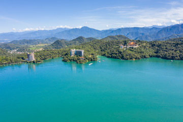 Fototapeta na wymiar aerial view of famous Sun Moon Lake landscape