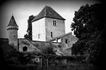 House in a rustic setting in the Indre region, France