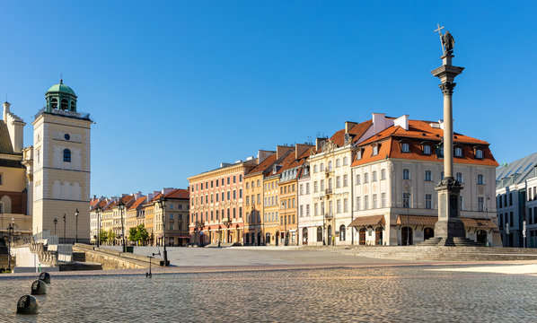 Panoramic view of Krakowskie Przedmiescie street with Sigismund III Waza Column monument and St. Anne’s Church in Starowka Old Town quarter of Warsaw, Poland