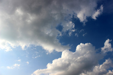 Fototapeta na wymiar Sunny sky with clouds