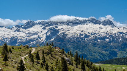 Fototapeta premium Spring day in the majestic Julian Alps, Friuli-Venezia Giulia, Italy