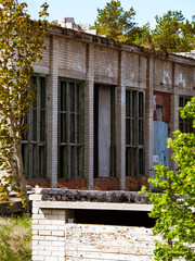 Fototapeta na wymiar abandoned factory in estonia