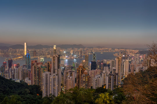 「ピーク」の画像 3,417 件の Stock 写真、ベクターおよびビデオ Adobe Stock