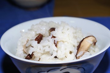 シイタケの炊き込みご飯