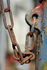 Alte, rostige Eisenkette, Kettenglieder, Deutschland, Europa