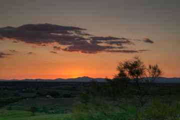 zmrok niebo krajobraz góry pola widok niebo
