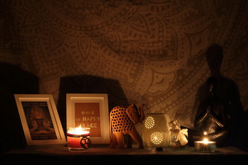 Altar de meditaci&oacute;n (yoga)