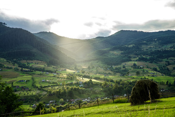 Obraz premium Sunset in the Carpathians. The Carpathians are a beautiful country of mountains. Carpathians are located in Ukraine. In the Carpathians, beautiful nature and many good people.