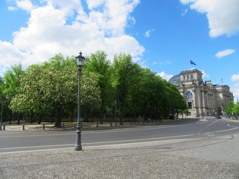 Brandenburger Tor und Reichstag 2020