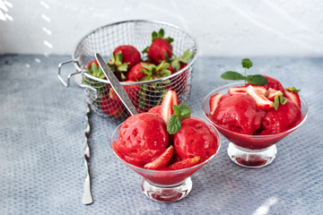 Strawberry ice cream, sorbet.